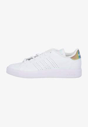adidas Originals ADVANTAGE BASE - Sneaker low - white white halo mint