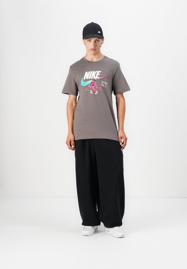 TEE - Print T-shirt - cave stone4