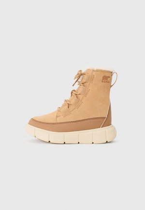 Sorel EXPLORER™ III UNISEX - Snowboot/Winterstiefel - tawny buff/bleached ceramic