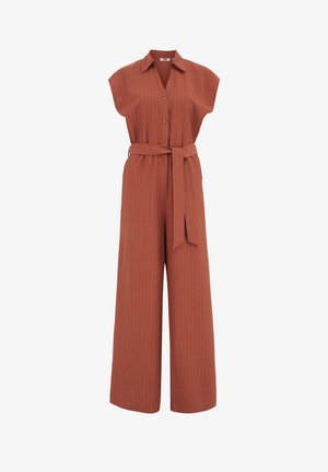 Ärmelloser Overall in rostfarben mit dünnen vertikalen Streifen, Knopfleiste vorne, spitzem Kragen, weitem Bein und passendem Stoffgürtel, der in der Taille gebunden ist.