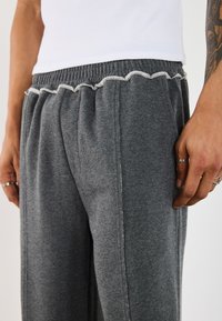 YOURTURN UNISEX - Donji dijelovi trenirke - mottled dark grey