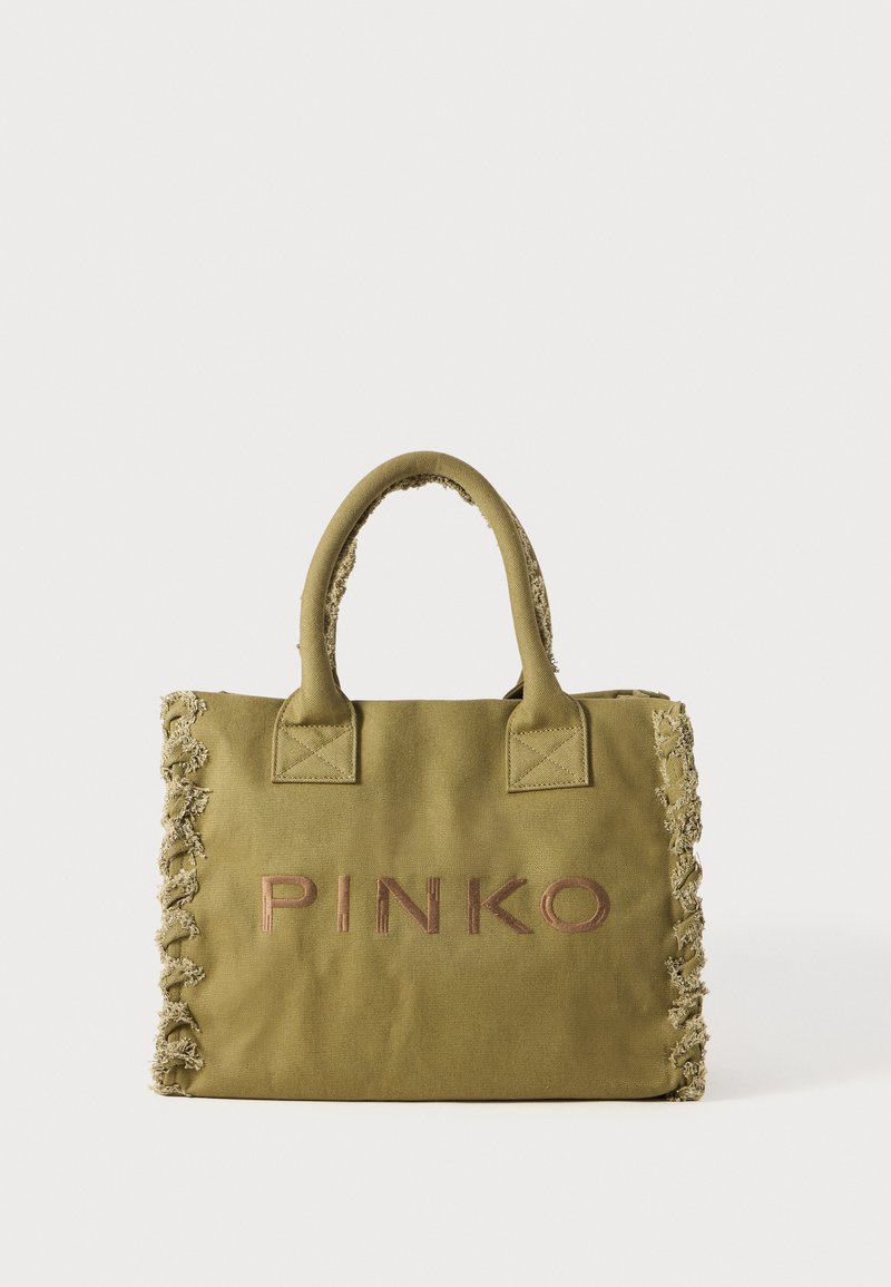 Saco de tela verde-oliva com bordas desfiadas, apresentando duas alças resistentes e o logotipo "PINKO" em relevo, na cor castanha, na frente.