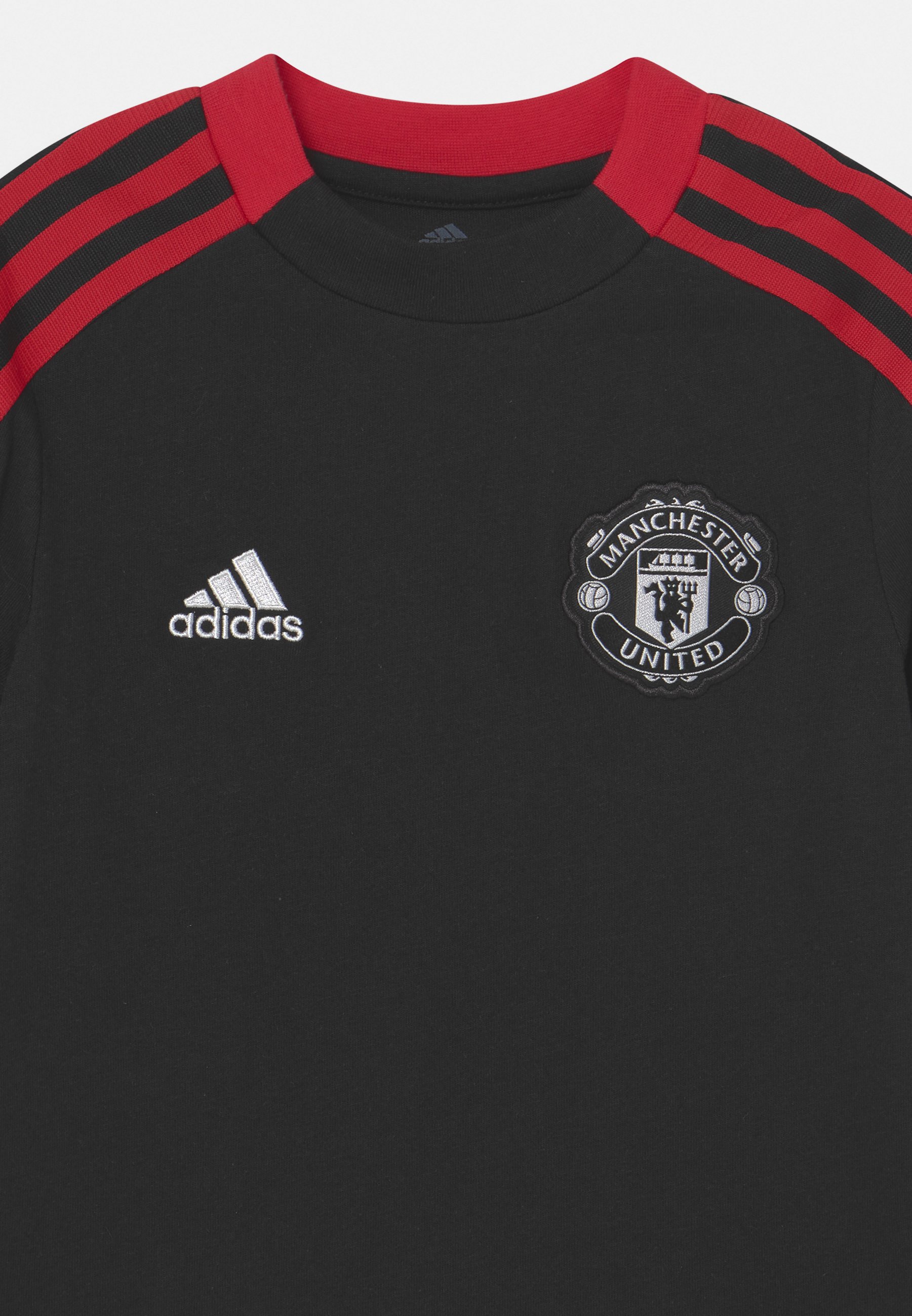 adidas mufc