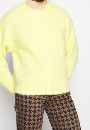 Gilet - yellow