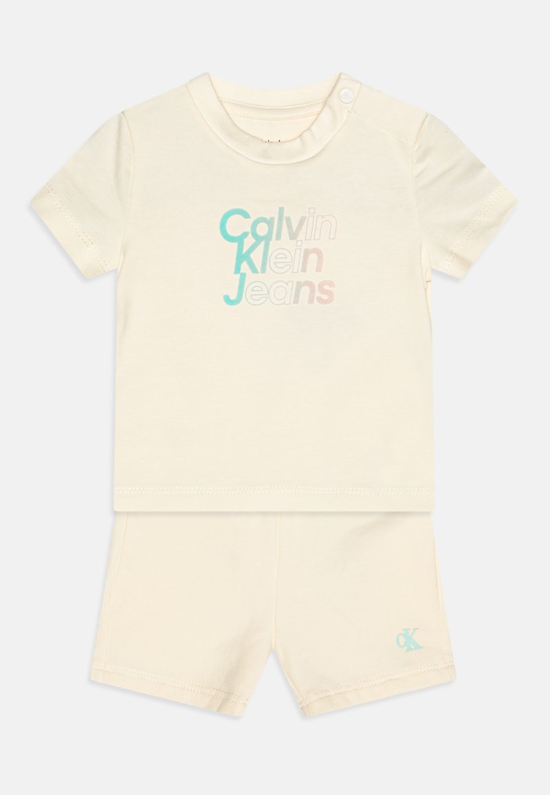 Calvin Klein Jeans BABY GRADIENT LOGO UNISEX SET - Shorts - papyrus