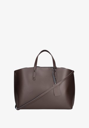 Borsa tote in pelle marrone con due manici superiori e una tracolla staccabile. Presenta una superficie liscia e una forma rettangolare.