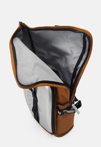 Rains TEXEL MOULDED BACKPACK UNISEX - Ryggsäck - rust