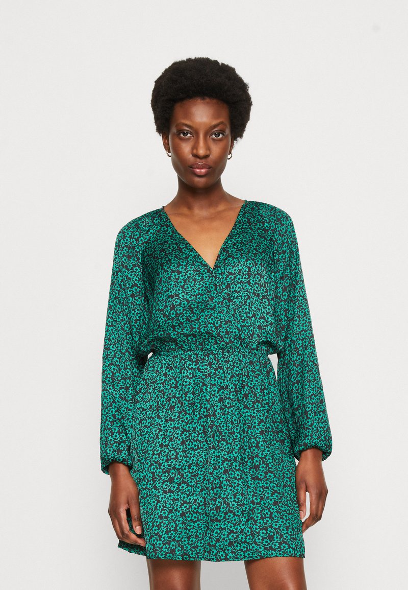 GAP WRAP MINI DRESS Robe de jour green/vert foncé ZALANDO.FR