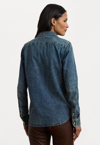 Lauren Ralph Lauren Petite Classic Fit Denim Shirt - Skjortebluse - haze wash