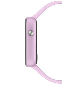 Vista laterale di un orologio smart rosa sottile con un pulsante metallico rotondo e un cinturino flessibile su uno sfondo bianco.