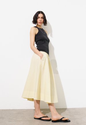 InWear, DAFFODILIW - Pliceret nederdel /Nederdele med folder - flan