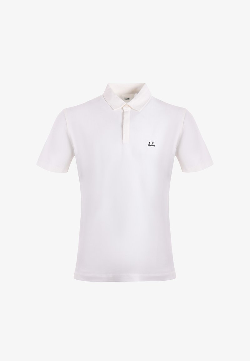 Biela polokošeľa vyrobená z hladkej bavlny. Má klasický golier, krátke rukávy a malé logo na ľavej strane hrudníka.