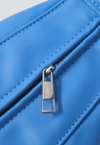 someday. BALANKA - Umhängetasche - azure blue