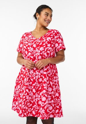 A-LINIE - Vestito casual - true red w/pink fl