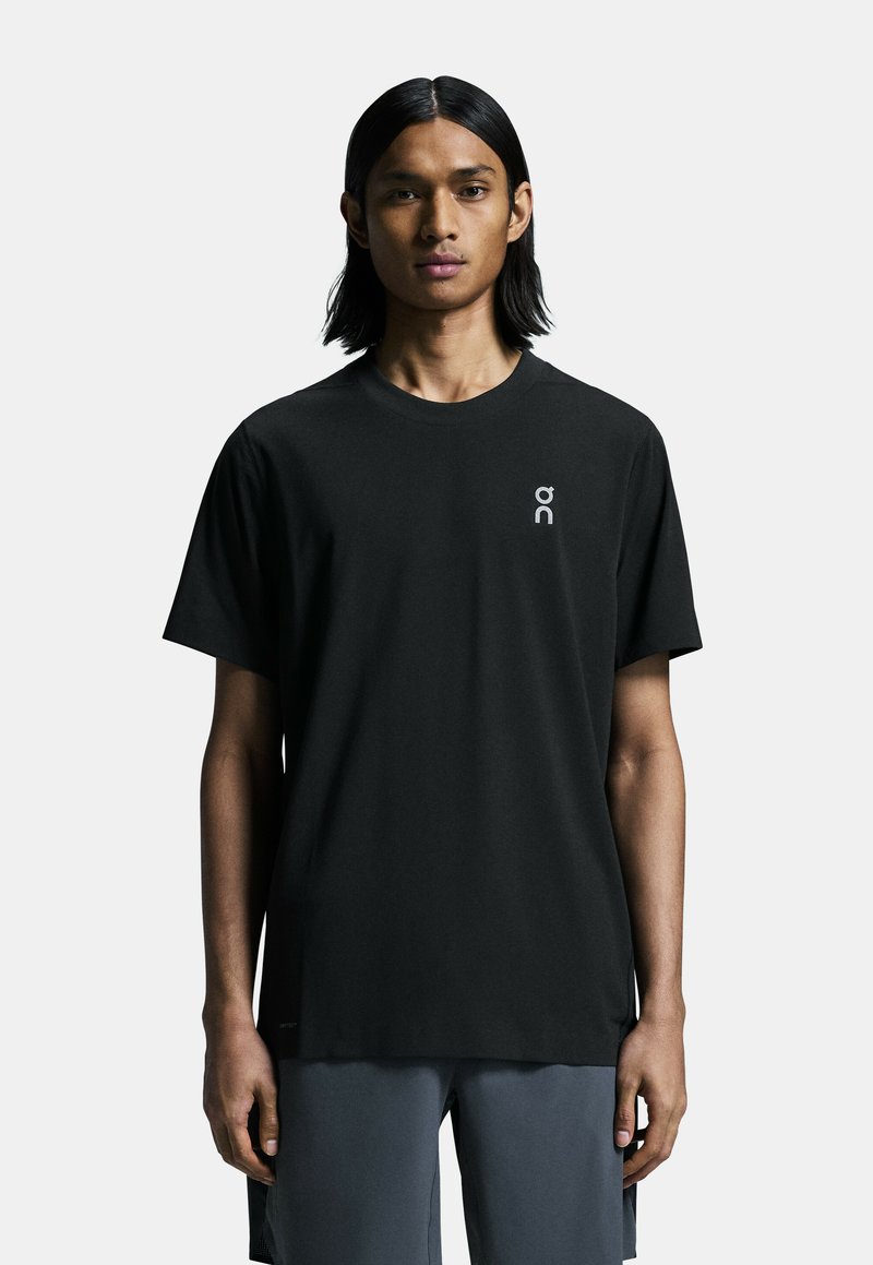 On - TRAIN - Basic T-shirt - black, Enlarge