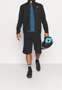 Oakley Träningsshorts - black