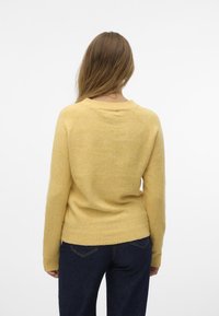 Vero Moda Maglione - mottled yellow
