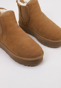 LIMMA FONTANEDA - Winter boots - camel