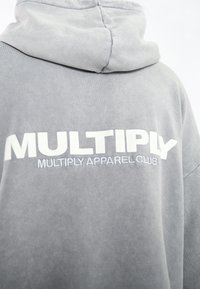OVERSIZE - Mikina s kapucňou - ultimate grey washed