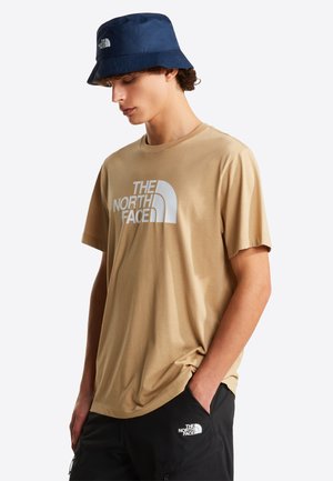 M EVOLUTION HALF DOME REGULAR SHORT SLEEVE TEE - Camiseta estampada - khaki stone