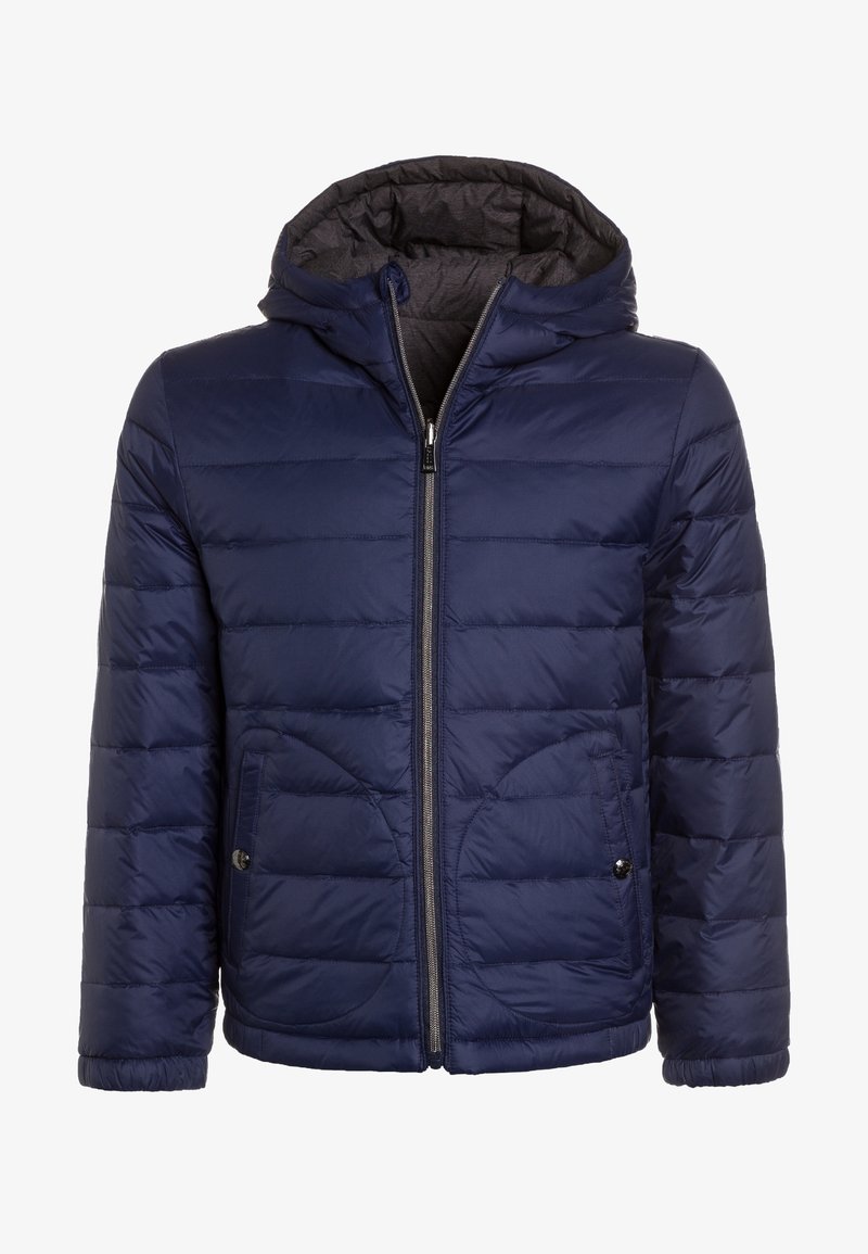 Veste matelassée bleu marine avec capuche, fermeture éclair devant et poches à boutons-pression, conçue pour temps froid.