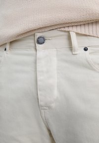 Scalpers SELVEDGE - Džíny Straight Fit - ecru