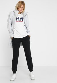 Helly Hansen HH LOGO - Camiseta estampada - white