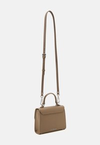 Steve Madden BLATTUCA - Käekott - taupe
