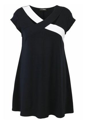 Navy-Kleid mit einem diagonalen weißen Einsatz, kurzen Ärmeln und einer entspannten A-Linie Silhouette, gefertigt aus elastischem Stoff für mehr Tragekomfort.