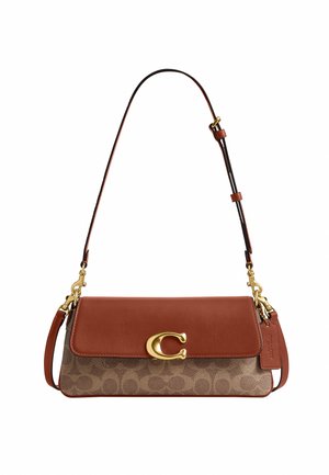 Sac à bandoulière marron et beige avec sangle réglable, fermoir doré en forme de « C » et motif signature sur la moitié inférieure du sac.