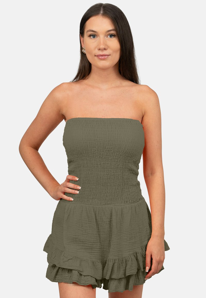 Olivengroen strapless jumpsuit, textuurstof, aansluitend lijfje, gerimpelde zoom en lengte boven de knie. Heeft minimale details en geen sluitingen.