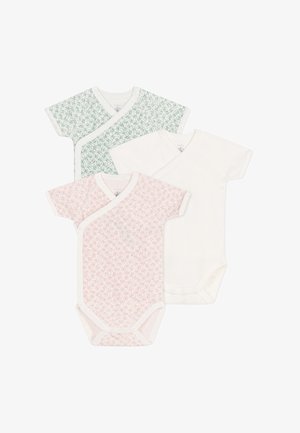Drie korte mouwen bodypakken: één groene met een bloemenpatroon, één roze bloemen, en één effen witte, allemaal van zacht materiaal met drukknoopsluitingen.