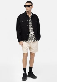 Redefined Rebel HOWIE SHIRT - Ing - black