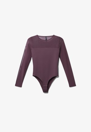 Body a maniche lunghe di un profondo amaranto con una texture morbida e liscia. Presenta un pannello superiore trasparente e una vestibilità aderente, progettato per comfort e stile.
