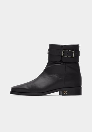 GmbH ADEM UNISEX - Bottines - black
