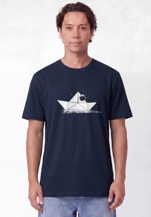 watapparel, ASTRONAUT IN PAPER BOAT UNISEX - T-shirt imprimé - french navy