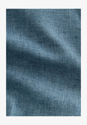 Tejido texturizado en tonos de azul, con un patrón tejido de pequeños cuadrados, superficie suave y un ligero brillo.