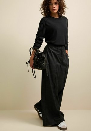 Next COSY CREW NECK - Džemper - black
