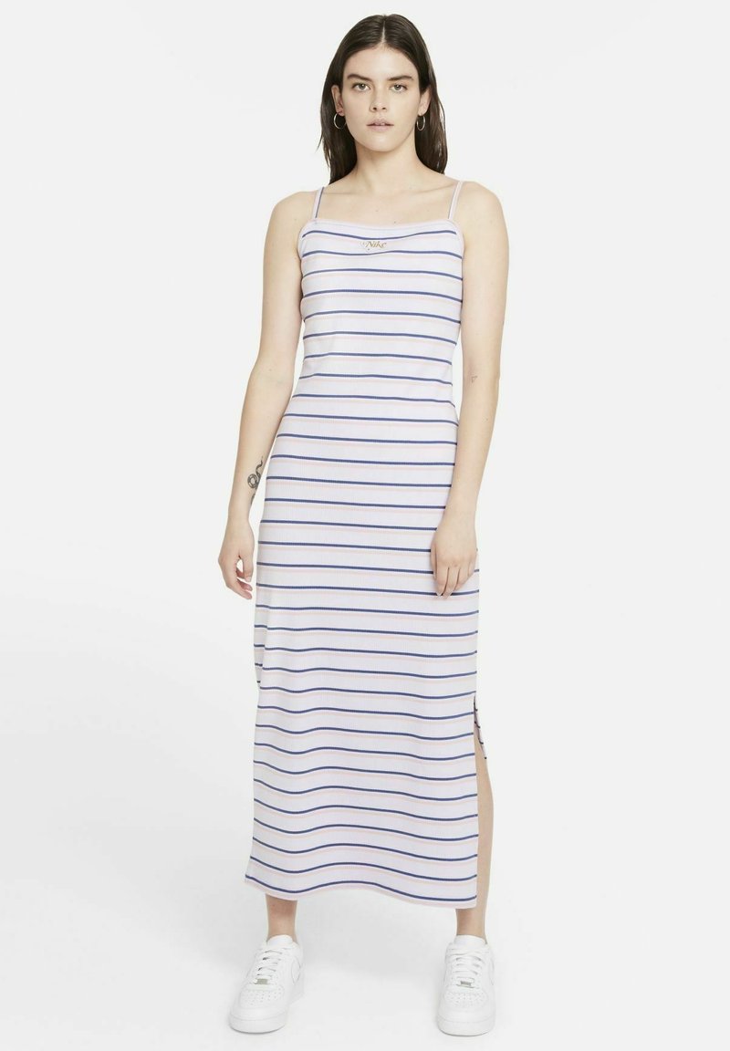 Nike Sportswear FEMME DRESS Maxi dress pure violet/metallic gold