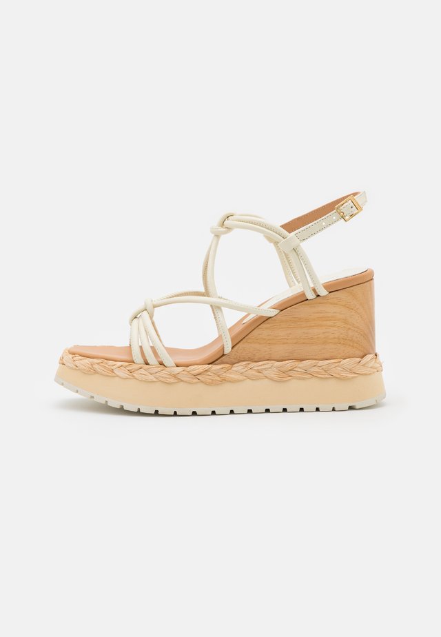 AGUAPEI - Platform sandals - lorypanna