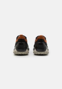 ECCO ULT-TRN  - Scarpa da hiking - black/cognac
