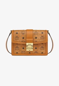 Selected, cognac