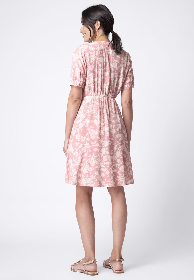 Damen Freizeitkleider | Seraphine FLORAL DRAWSTRING FIT & FLARE MATERNITY TO NURSING Freizeitkleid pink - QK89106 Damen Freizeitkleider | Seraphine FLORAL DRAWSTRING FIT & FLARE MATERNITY TO NURSING Freizeitkleid pink - QK89106