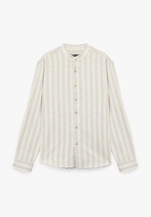 Chemise à rayures à manches longues en beige et bleu clair, avec un devant boutonné et un col rond, en tissu texturé et coupe régulière.