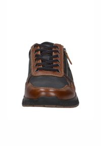 Heren schoenen met een combinatie van bruin leer en zwart gaas, met een ronde neus, veter sluiting aan de voorkant en een ritsdetail aan de zijkant. Rubberen zool.