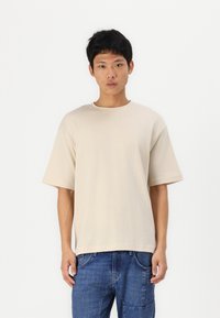 Selected Homme SLHLOOSEOSCAR O NECK TEE 3 PACK - T-shirt básica - oatmeal/white/black