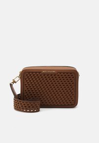 Seleccionado, luggage