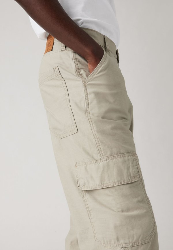 568™ LOOSE STRAIGHT CARGO  - Workwear Jeans - vintage khaki3