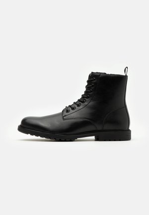 Pier One, Bottines à lacets - black