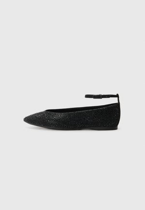 Tamaris Ballerina med reim - black